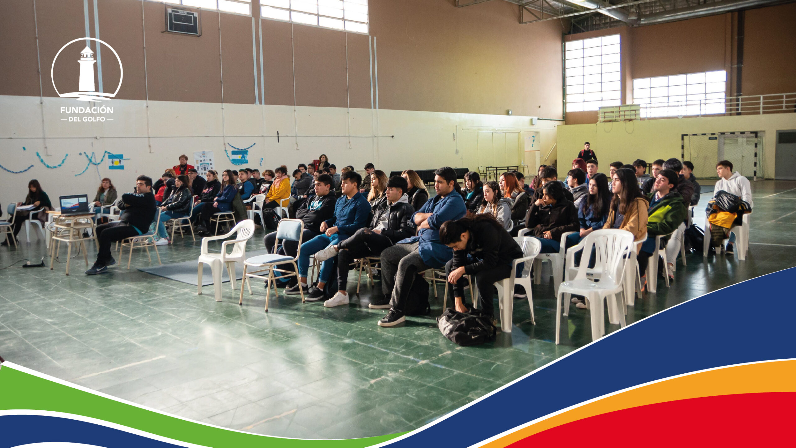 FUNDACIÓN DEL GOLFO BRINDÓ UNA CHARLA DE HIDROPONIA A ALUMNOS DE LA ESCUELA N° 742